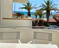 Apartment with Terrace and Sea View