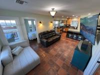 Catalina Three Bedroom Home With Hot Tub And Golf Cart - B&B