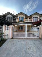 Perdana Homestay Skudai - B&B