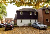 Central studio in quiet area in Newbury, self check-in - B&B