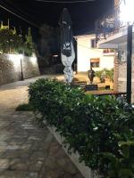 Vila Ilo - B&B Tushemisht