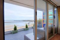 Largigi offering two amazing panoramic sea front apartments - B&B Lyme Regis