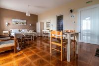 Lorraine's Cottage Style Studios, shared swimming pool and bbq only for guests at Simotata village - B&B Kefalonia