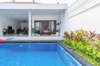 Casa Jinah 2 I Simply Modern Twin Villas (2BR) in Bidadari - Chambres d'hôtes Seminyak