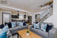 Host & Stay - The Roscoe Coach House - B&B