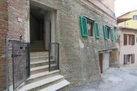 SweetLittleHouse47 - Dentro le mura, parcheggio gratuito - Chambres d'hôtes Sienne