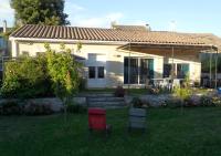 Maison moderne à Cheval-Blanc - B&B