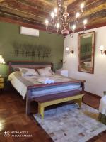 Deluxe Suite with Spa Bath