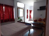 Deluxe Double Room (2 Adults + 1 Child)