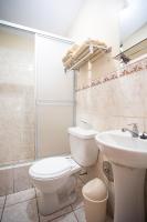 Chambre Quadruple avec Salle de Bains Privative