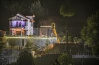 Ram Cottage Chail 3 BHK villa with Lawn & Parking - B&B