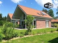 B&B Marienfelde - W9 - Traumhaftes Ferienhaus mit Kamin & grossem Garten in Roebel - Bed and Breakfast Marienfelde