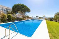 2 bedroom in Parador with pool and seaview - B&B Nerja