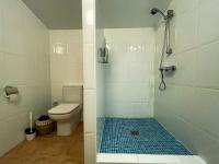 Deluxe Double Room (2 Adults + 1 Child)