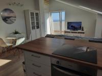 Sea view later apartment - B&B Fiume