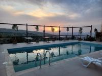 Sultana Farm - Private Pool Villa near Amman - B&B Bayyūḑah ash Shamālīyah