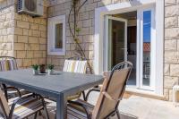 Apartmani Bokin - B&B Bol