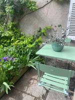 L' ALCOVE- Confort Charme Downtown - B&B