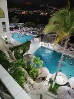 Apartamento Torres gemelas - Bed and Breakfast