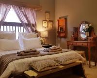 B&B Bloemfontein - Rubyred Cottage - Bed and Breakfast Bloemfontein