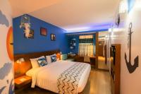 Superior Room with One Double Bed and Sofa