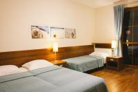 Vierbettzimmer mit Terrasse