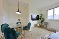 Modern Upstairs Loft - Newly Renovated! - B&B Salem