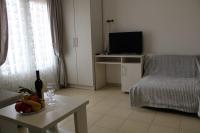 Studio-Apartment mit Balkon