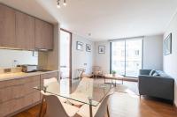 Uptown Eclectic 1BR W/ Wifi, Pool, Parking & Metro - Chambres d’hôtes Santiago