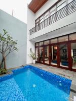 Cottonwood 4BR Villa Sutami with Pool Netflix BBQ - Ferienwohnung Bandung