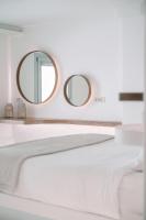 Executive Suite with heated Jacuzzi