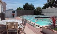 Villa bord de mer spacieuse piscine chauffé privative - Chambres d’hôtes