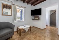 Sofaki Milos - B&B Tripiti