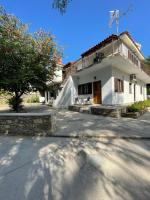 #13 One Bedroom Apartment With Kitchenette - Chambres d'hôtes Raches