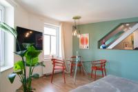 B&B Chemnitz - Bauhaus Apartment - Netflix & Wifi - Bed and Breakfast Chemnitz
