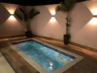 Casa Piscina AQUECIDA PRIVATIVA Serv Praia Condom Fechado! - Chambres d'hôtes São Sebastião