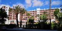 Top-Apartment in Apartamentos Danubio, 4 Etage, Poolblick und seitlicher Meerblick, Wohnzimmer und 1 Schlafzimmer, im Herzen von Playa del Inglés , Gran Canaria - Chambres d'hôtes Playa del Ingles