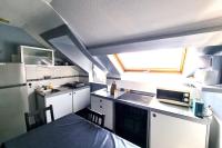 Peaceful Apt At 2 Steps From The Beach - B&B
