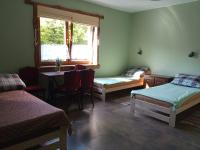 Vierbettzimmer mit Bad