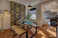 *NEW* Chester Canal Side 2 bed character home - B&B Chester