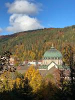 Apartment with Garden View
