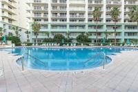 Avalon 201 - Large Beachfront unit w/ Beautiful Ocean View! - B&B
