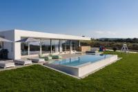 Margaret Villa - Pool, Heated Spa Whirlpool & BBQ, By ThinkVilla - Chambres d'hôtes Angelianá