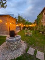 InTown Guesthouse Shkoder - Chambres d’hôtes Shkodër