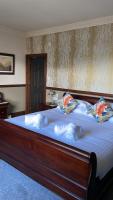 Superior Loch View Room