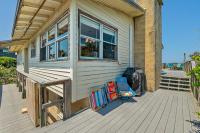 Five Bedroom Holiday Home