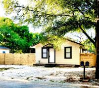 Two Fully Equipped Apartments and a Studio 5 miles from the beach - B&B