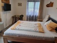 Single Room with External Private Bathroom