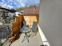 Lovely 2-bedroom appartment with free parking - Bed and Breakfast