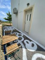 Andros Vineyard house with sea view - B&B